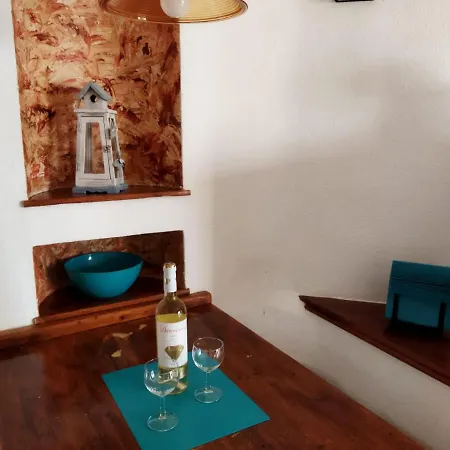 Pleasantly Studio With A Sea View And Pool, Paraiso Del Sur 611 Feriehus *